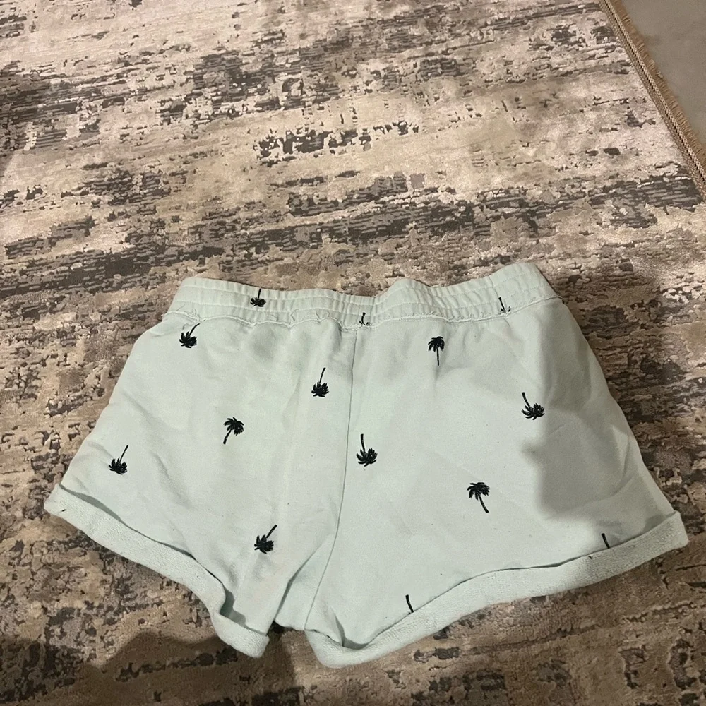 Juicy Couture Blue Palm Tree Shorts Size Medium